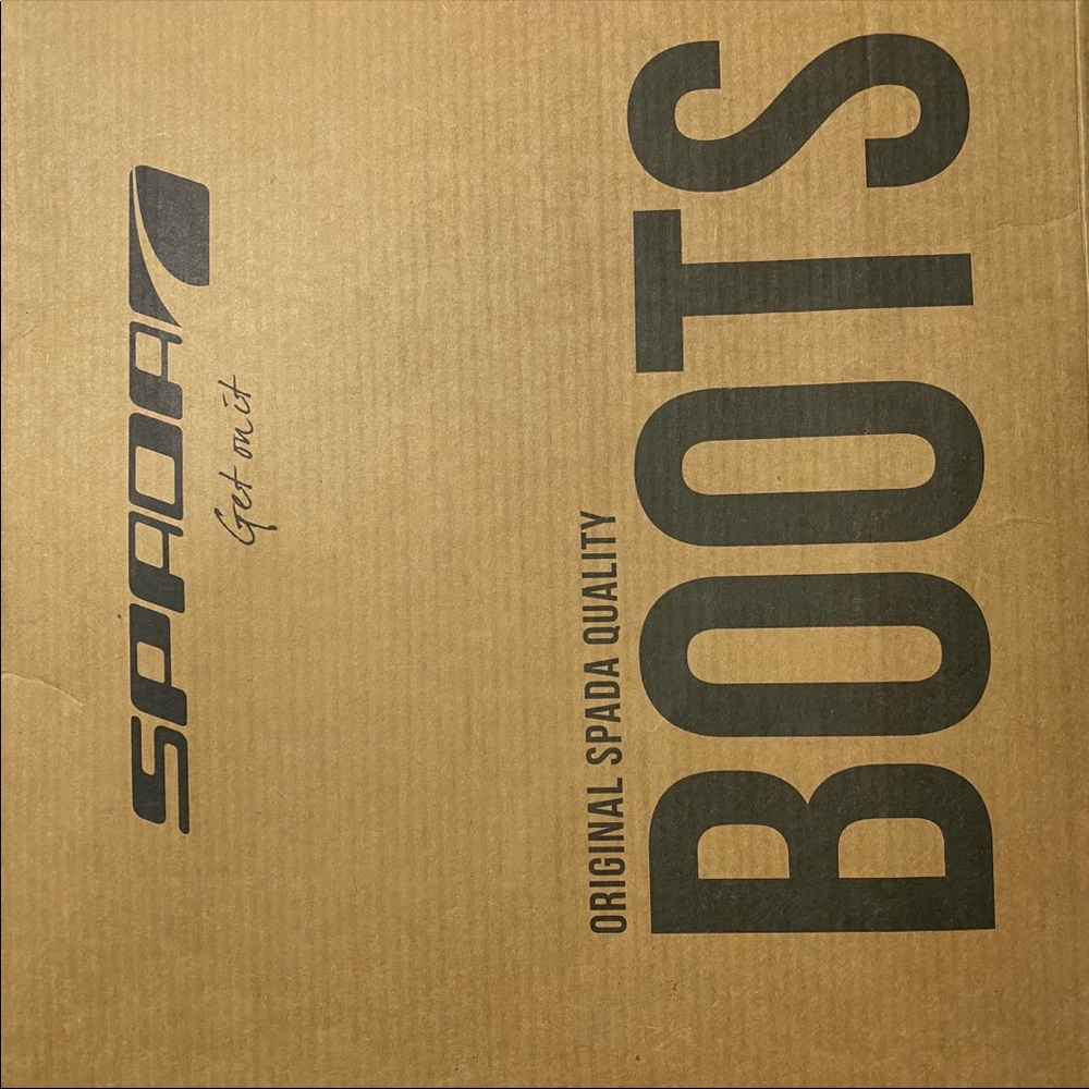 Biker boots